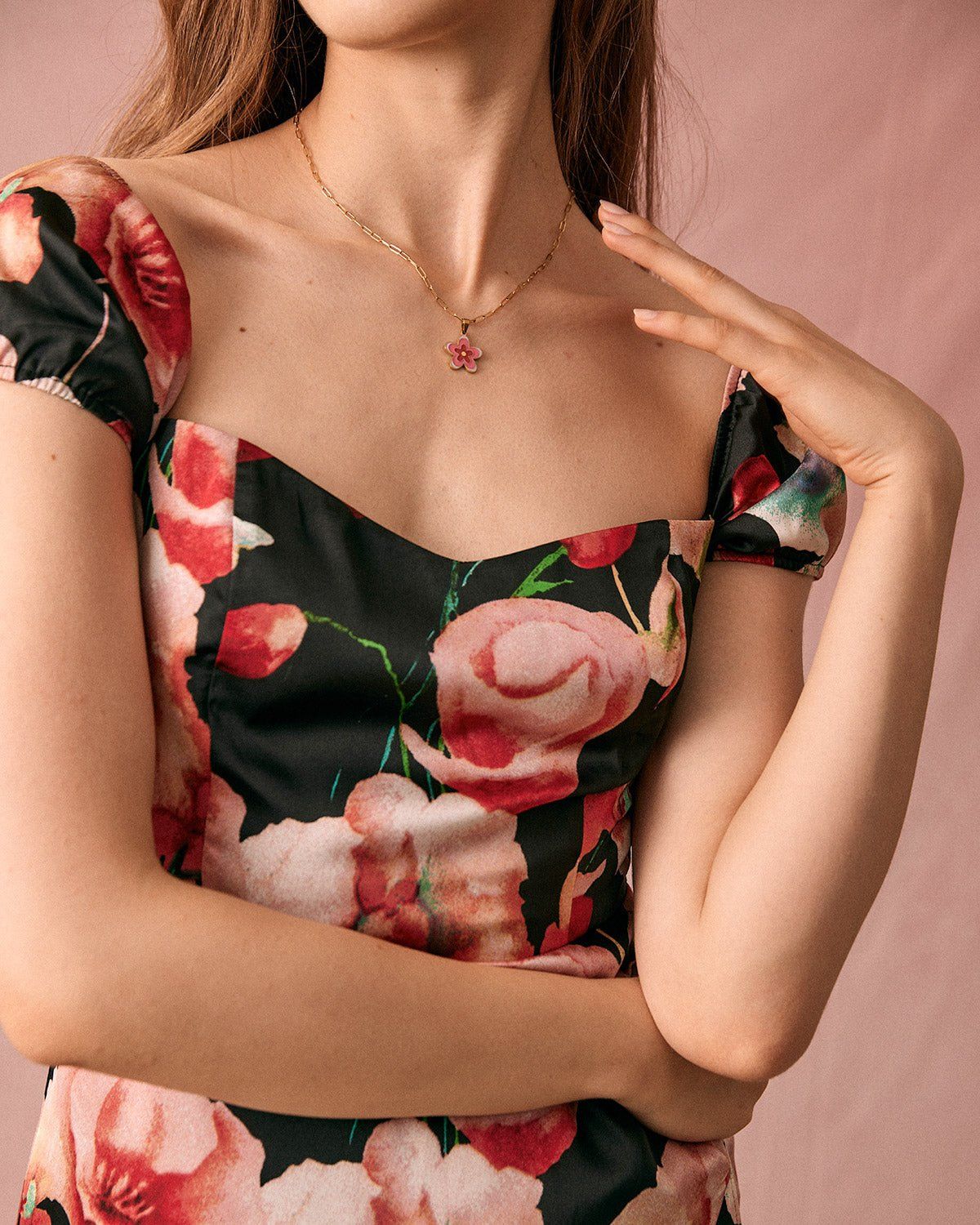 The Square Neck Floral Shirred Midi Dress sold by rihoas product image thumbnail 2