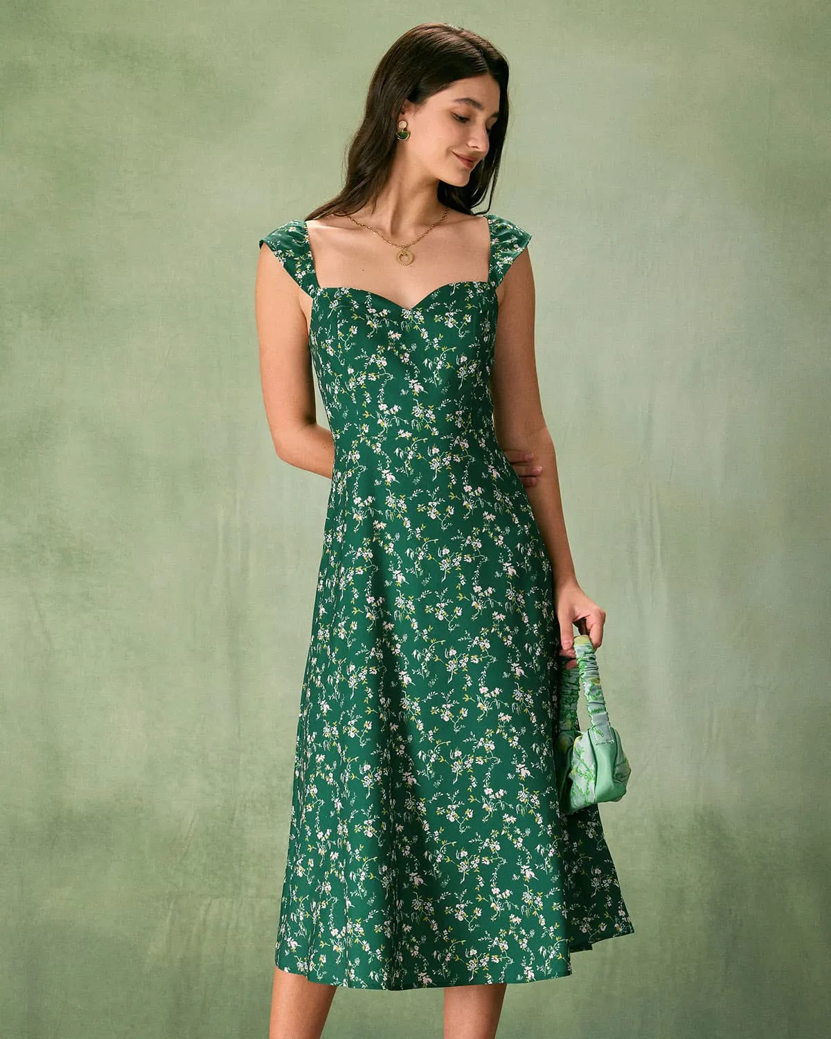 The Green Sweetheart Neck Floral Midi Dress sold by rihoas product image thumbnail 4