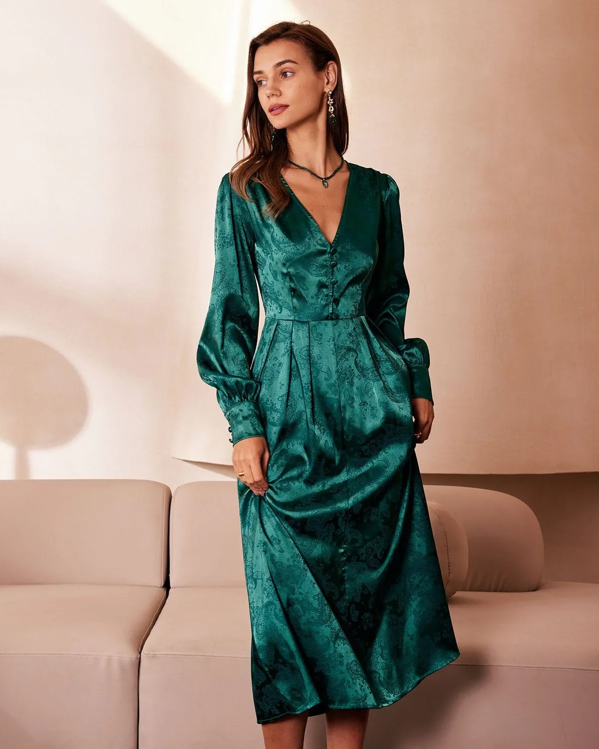 The Green V Neck Jacquard Satin Midi Dress sold by rihoas product image thumbnail 3