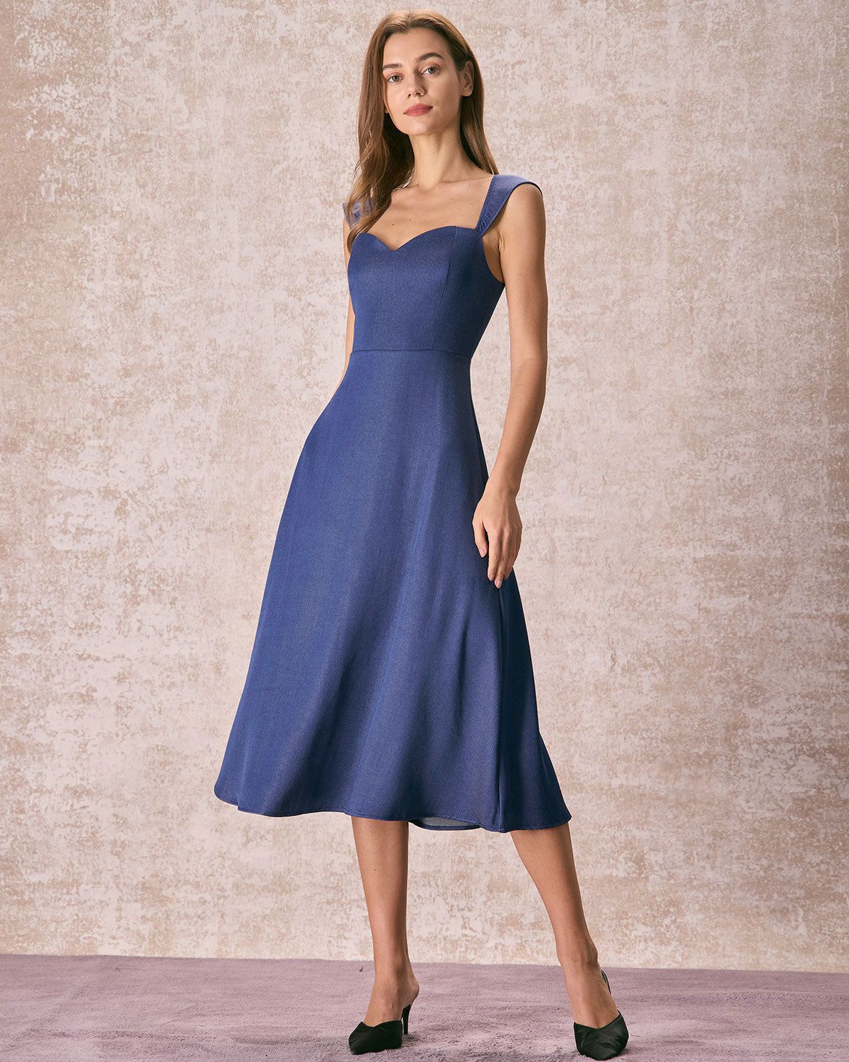 The Navy Sweetheart Neck Shirred Midi Dress sold by rihoas product image thumbnail 4