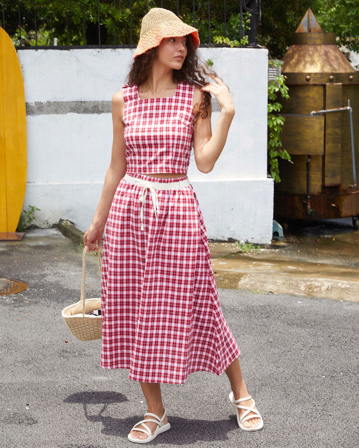 The Red Square Neck Plaid Tank Top sold by rihoas product image thumbnail 4