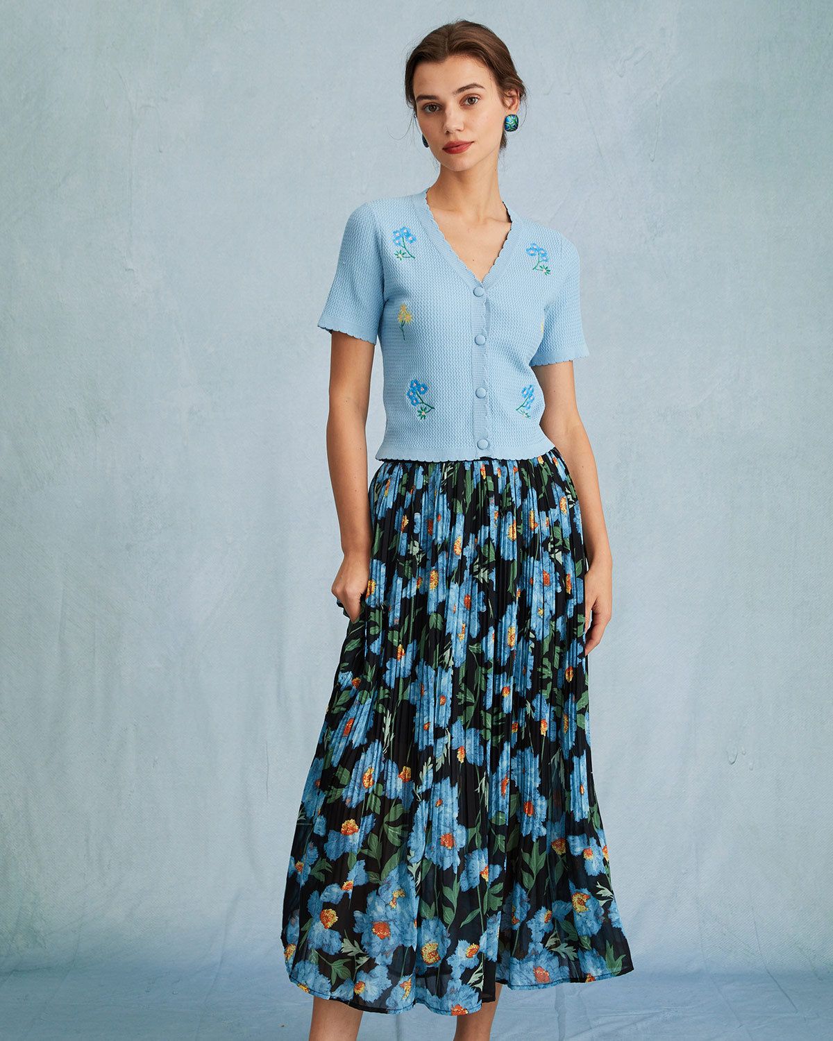 The Blue V Neck Floral Embroidery Knit Tee sold by rihoas product image thumbnail 3