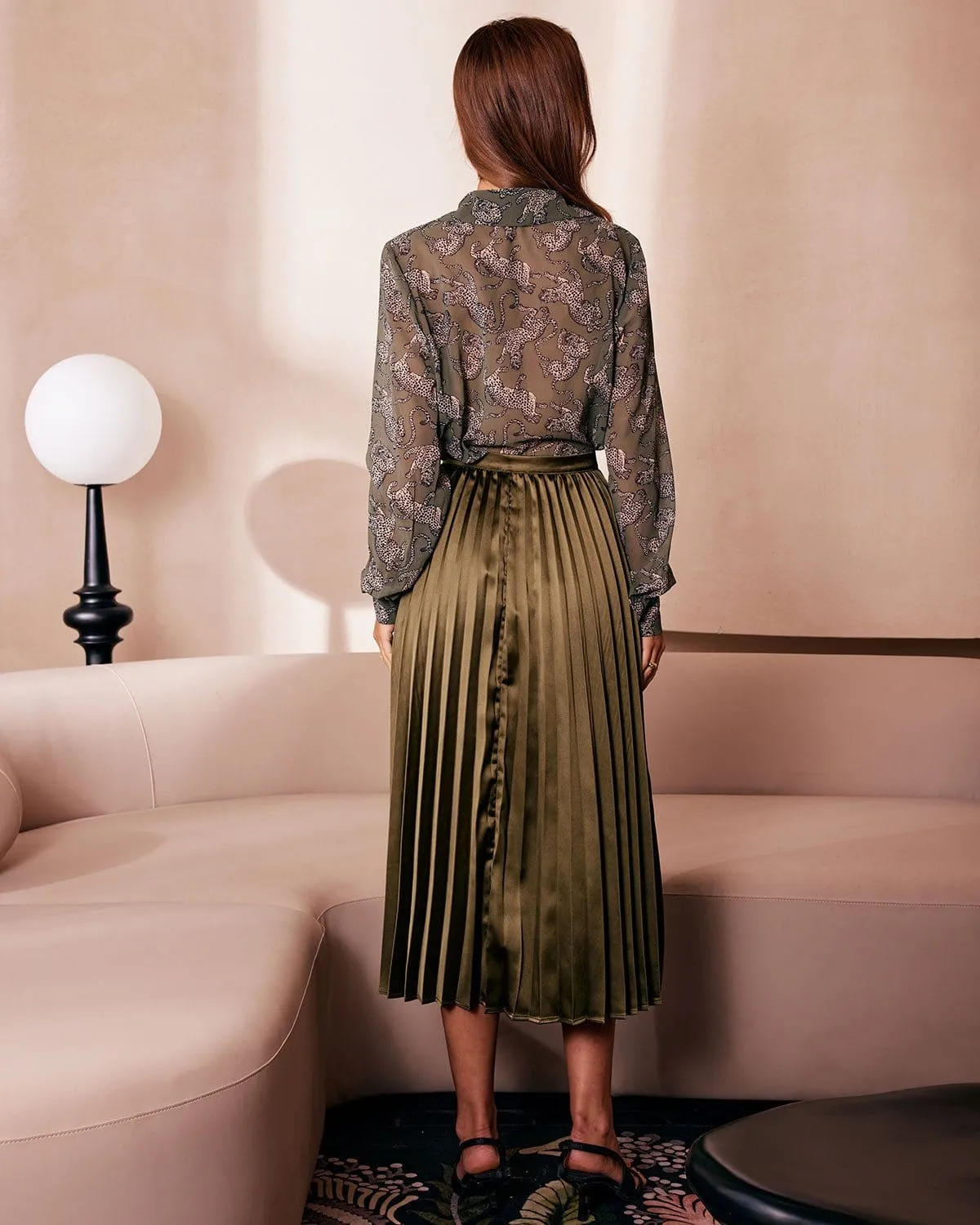 The Green Pleated Tulip Hem Satin Midi Skirt sold by rihoas product image thumbnail 5