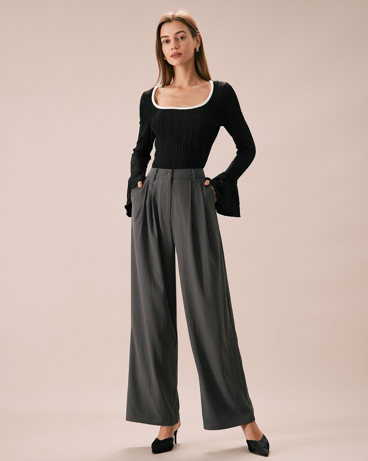 The Black U Neck Water Ripple Flare Sleeve Tee sold by rihoas product image thumbnail 2