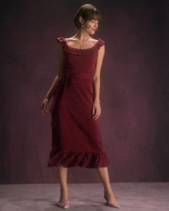 The Wine Red Scoop Neck Shirred Midi Dress sold by rihoas