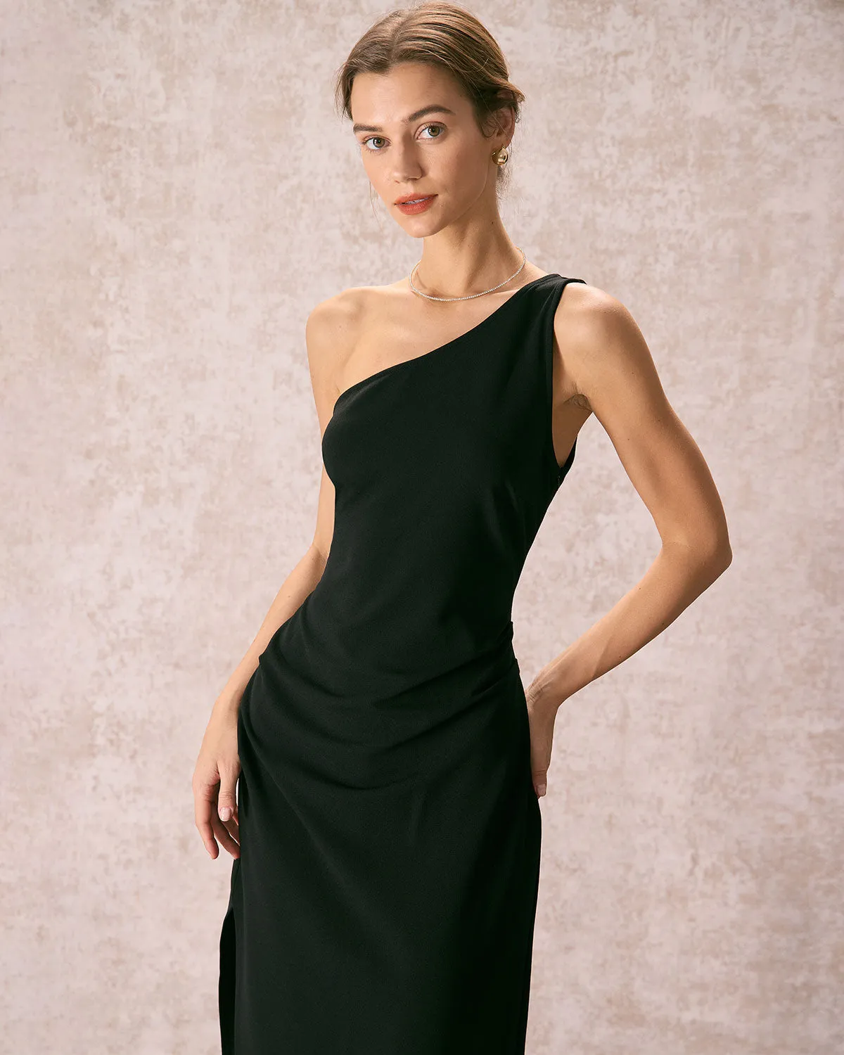 The Black One Shoulder Ruched Midi Dress sold by rihoas product image thumbnail 4