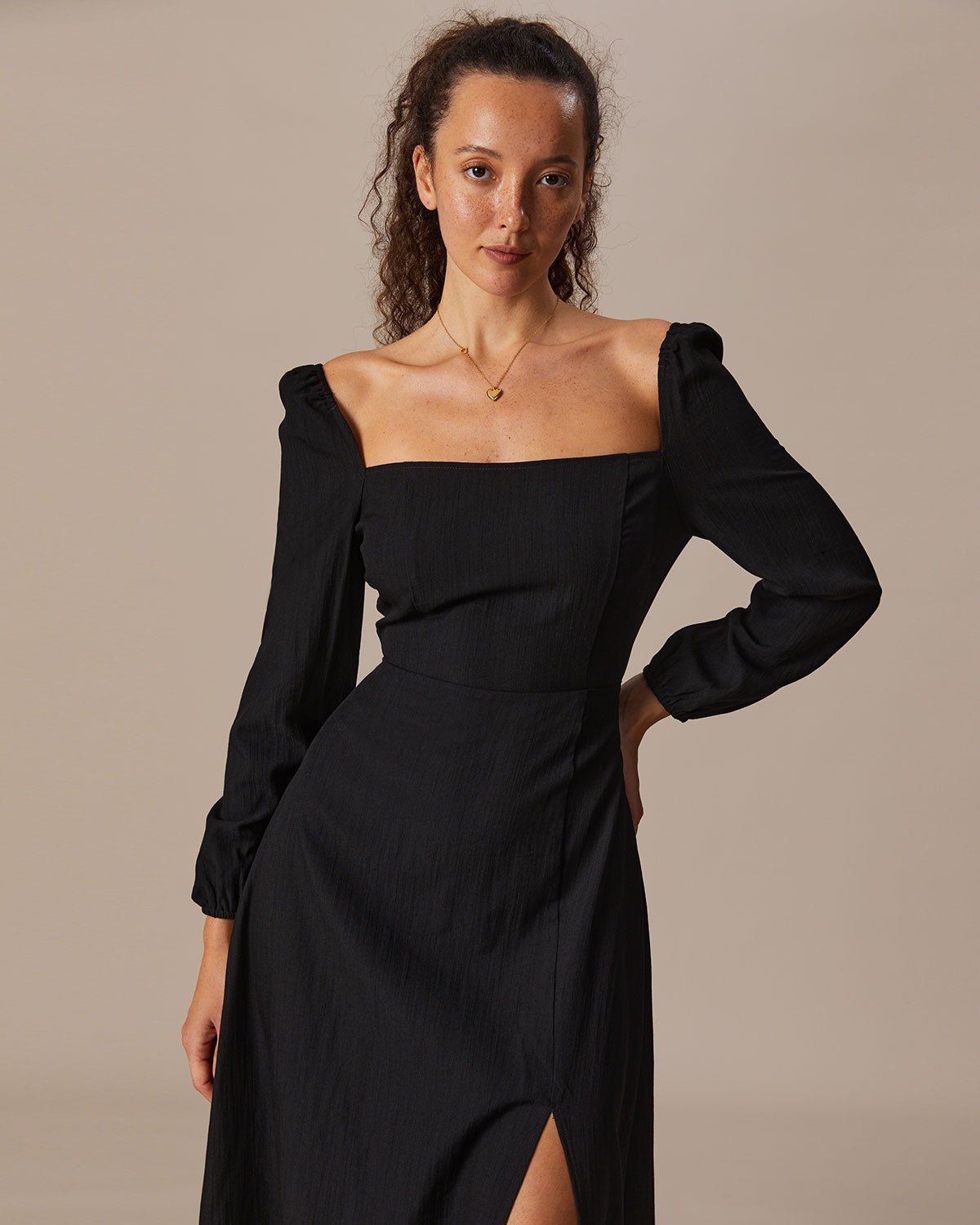 The Black Square Neck Long Sleeves Maxi Dress sold by rihoas product image thumbnail 5