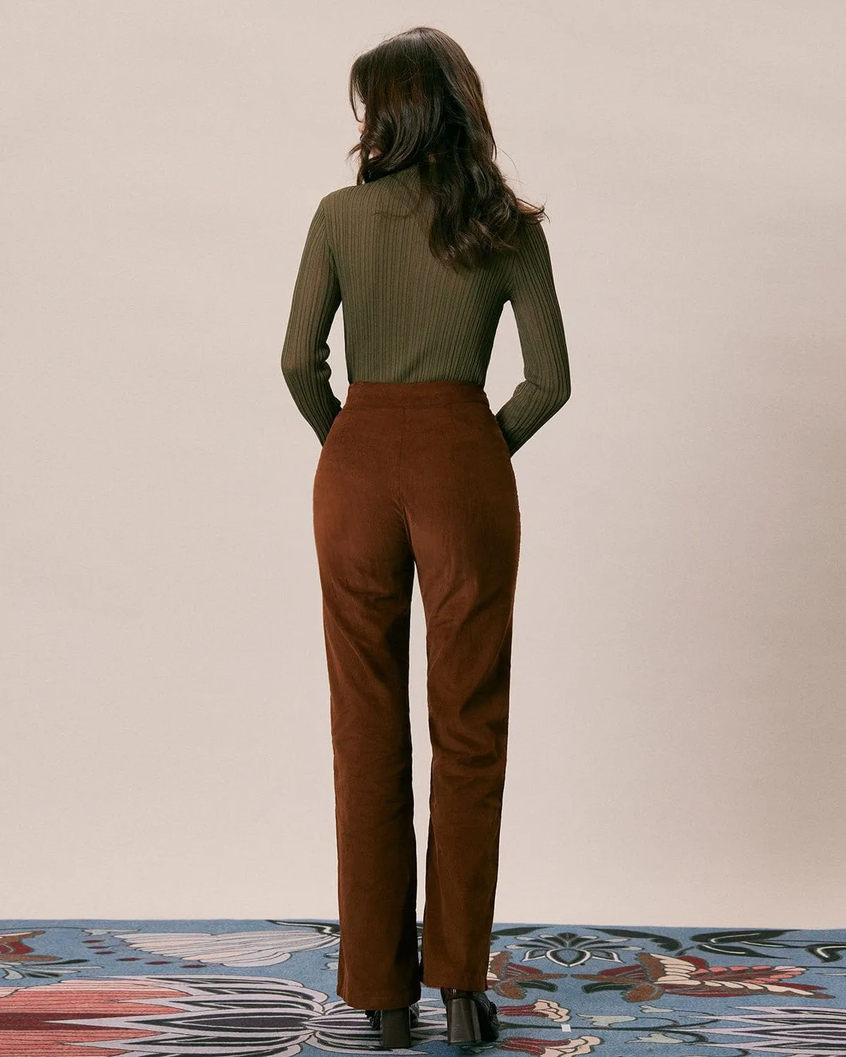 The Army Green Round Neck Ribbed Knit Top sold by rihoas product image thumbnail 2