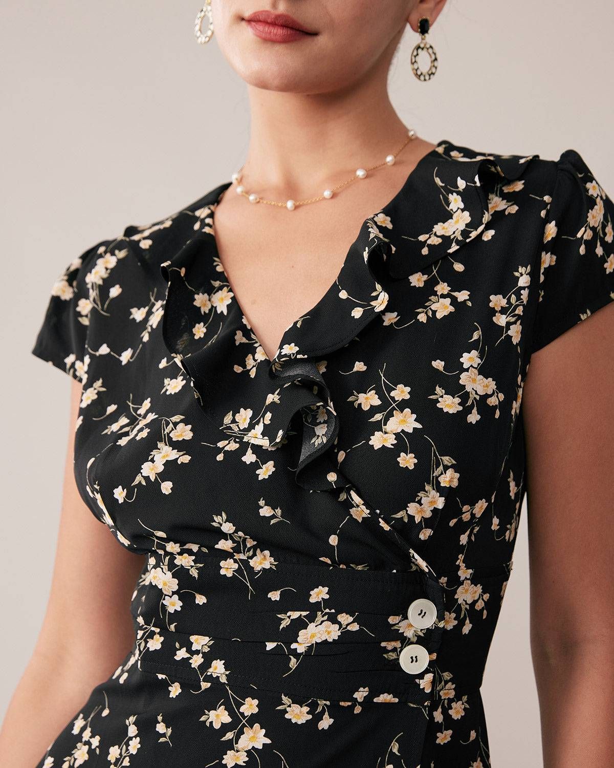 The V-neck Floral Print Wrap Midi Dress sold by rihoas product image thumbnail 2