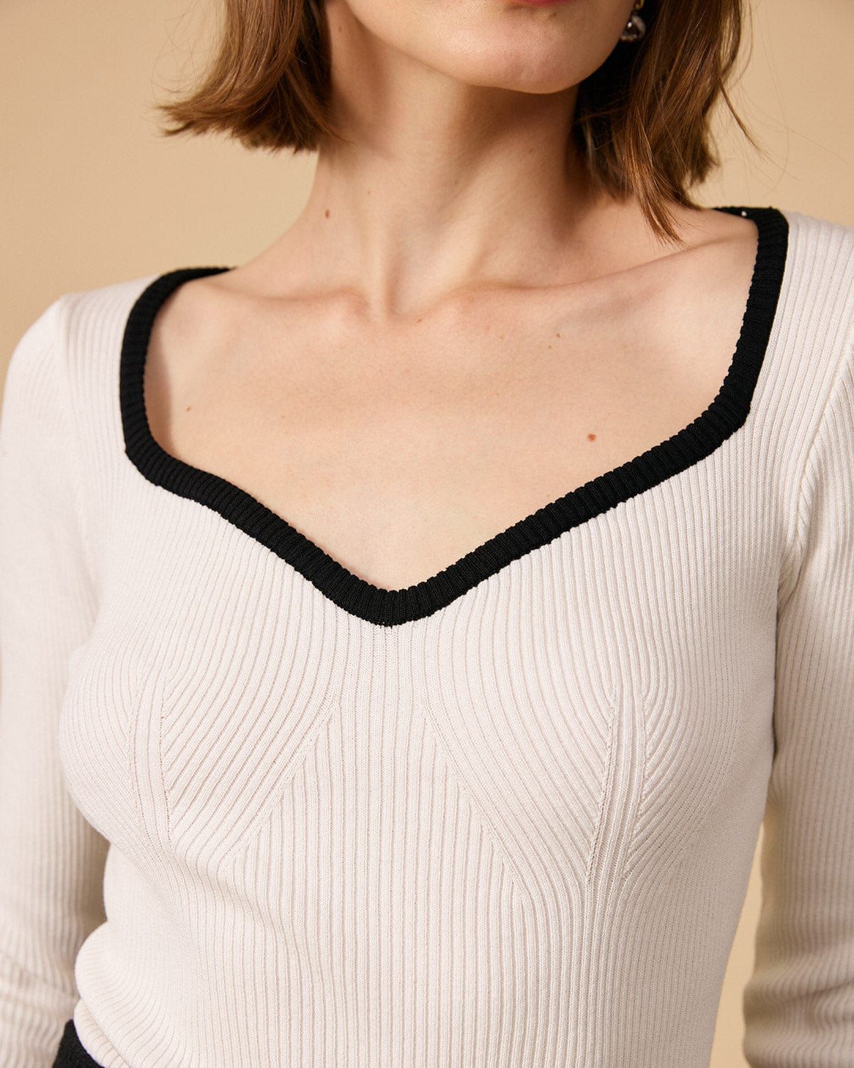 The Contrasting Sweetheart Neck Ribbed Knit Top sold by rihoas product image thumbnail 2