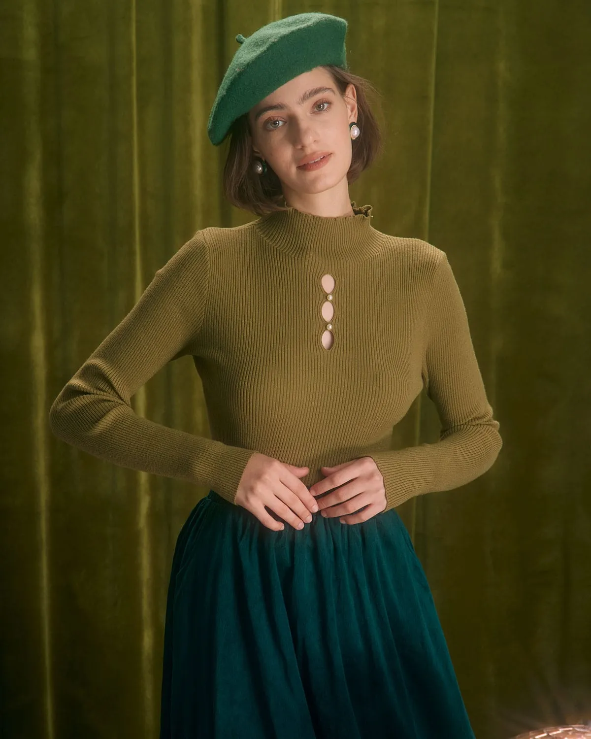 The Army Green Mock Neck Cutout Knit Top sold by rihoas