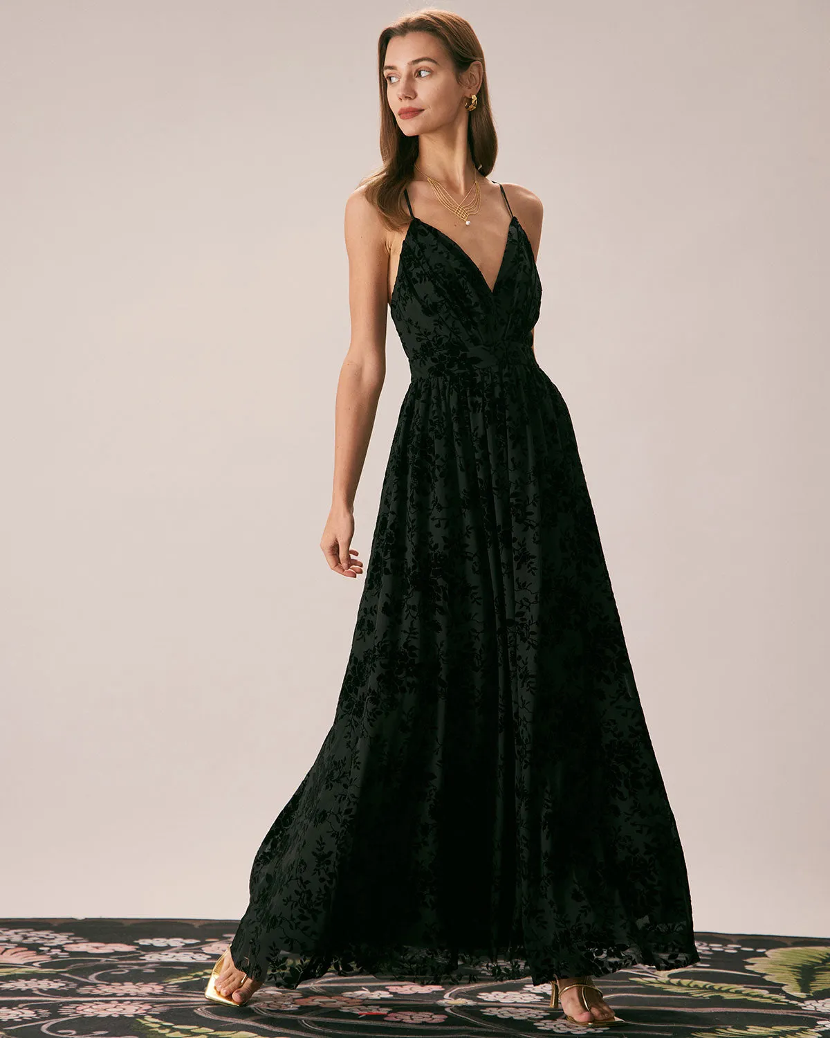 The Black Floral Flocked Mesh Slit Maxi Dress sold by rihoas product image thumbnail 2