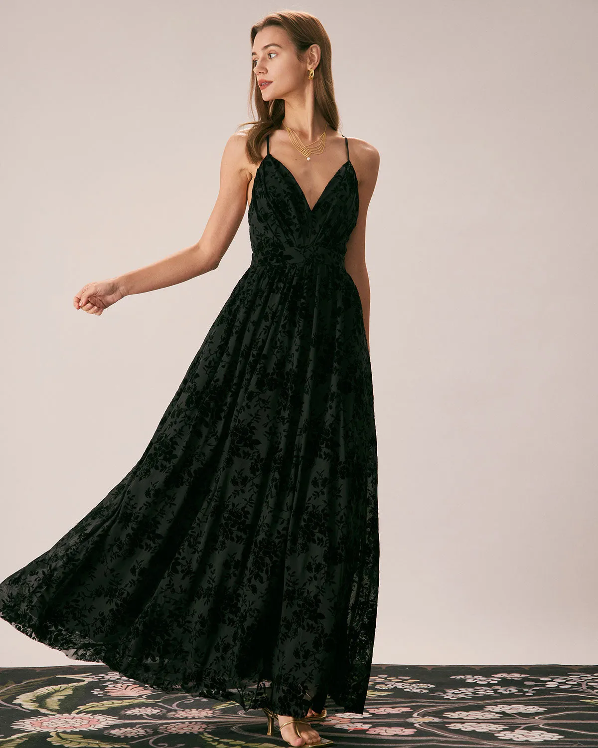 The Black Floral Flocked Mesh Slit Maxi Dress sold by rihoas product image thumbnail 3
