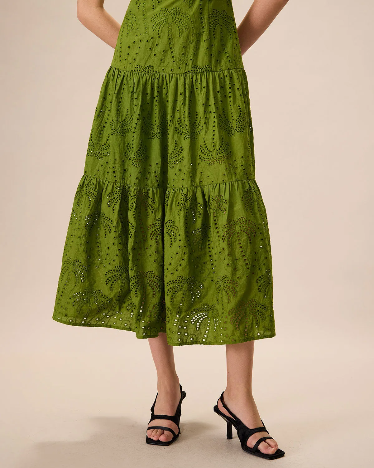 The Green Sweetheart Neck Embroidery Slip Midi Dress sold by rihoas product image thumbnail 2
