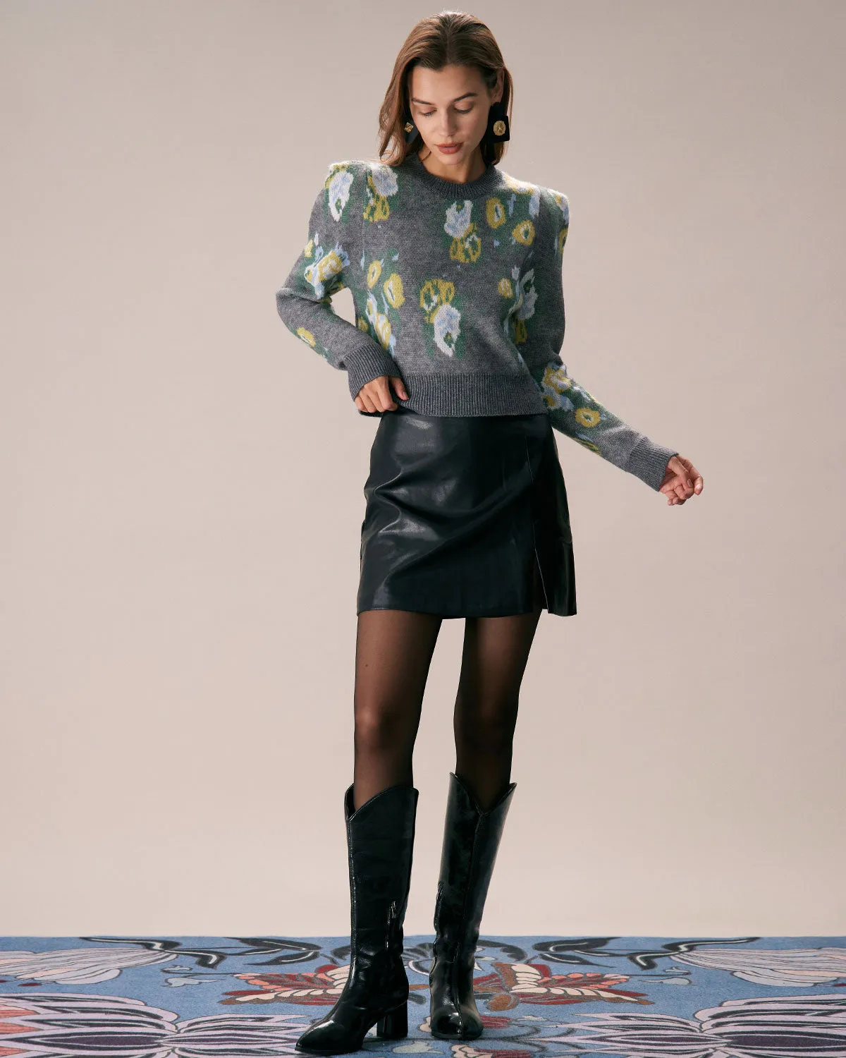 The Grey Crew Neck Floral Printed Knit Top sold by rihoas product image thumbnail 4