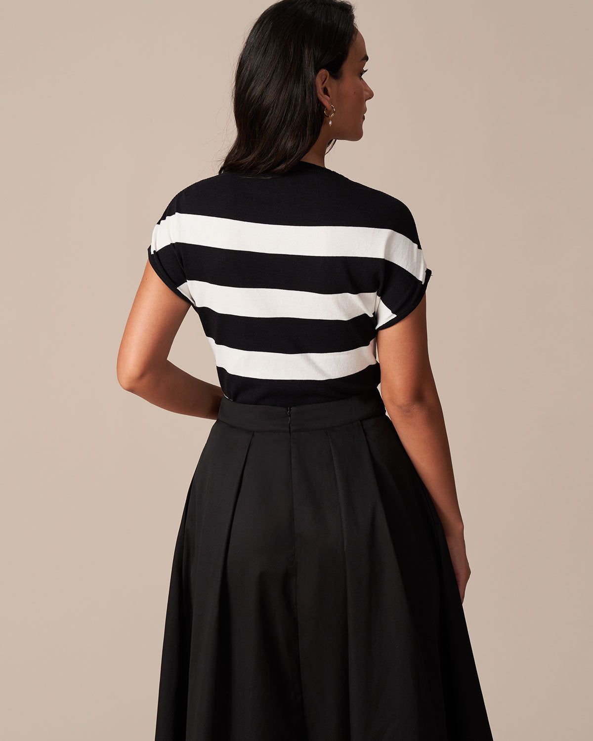 The Black Round Neck Striped Cap Sleeve Knit Tee sold by rihoas product image thumbnail 5