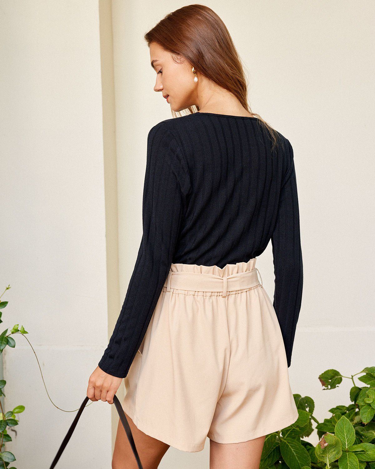 The Black V Neck Ribbed Lace Trim Knit Tee sold by rihoas product image thumbnail 5