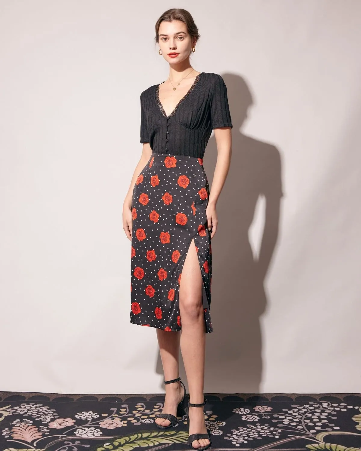 The Ribbed Lace Trim Tee sold by rihoas product image thumbnail 3