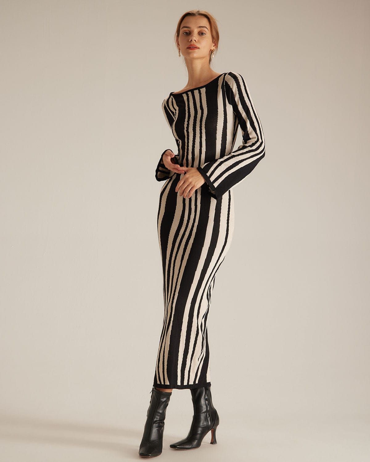 The Black Vertical Striped Bodycon Maxi Dress sold by rihoas product image thumbnail 4