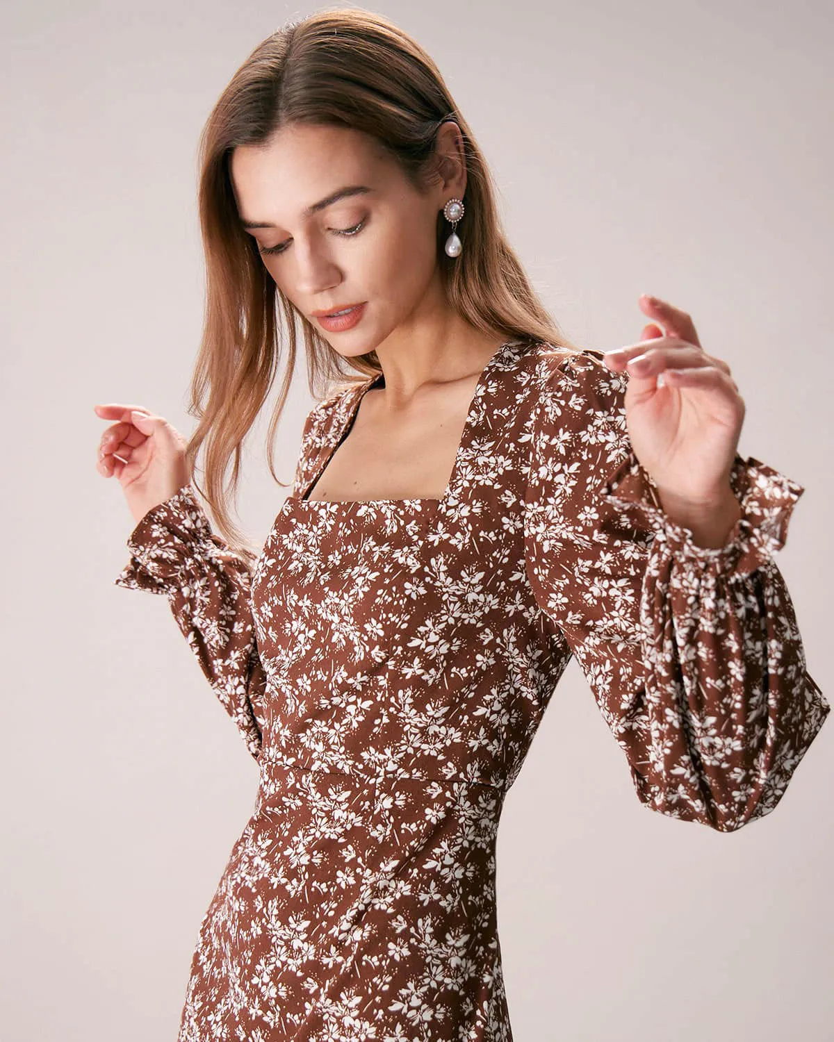 The Coffee Square Neck Floral Mini Dress sold by rihoas product image thumbnail 4