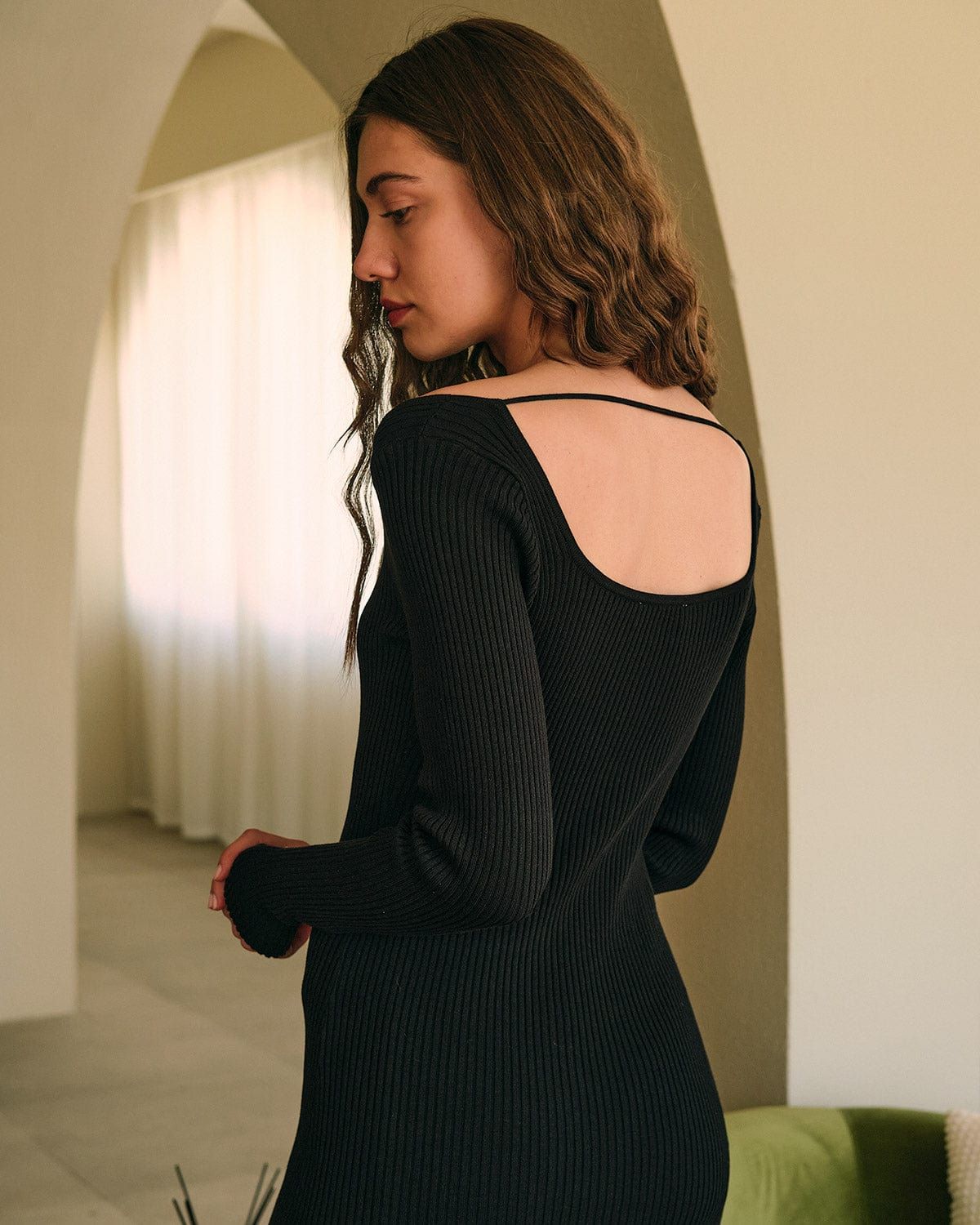 The Solid Backless Long Sleeve Knit Dress sold by rihoas product image thumbnail 3