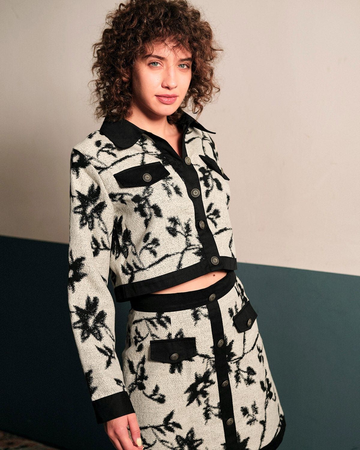 The High Waisted Floral Mini Skirt sold by rihoas product image thumbnail 3