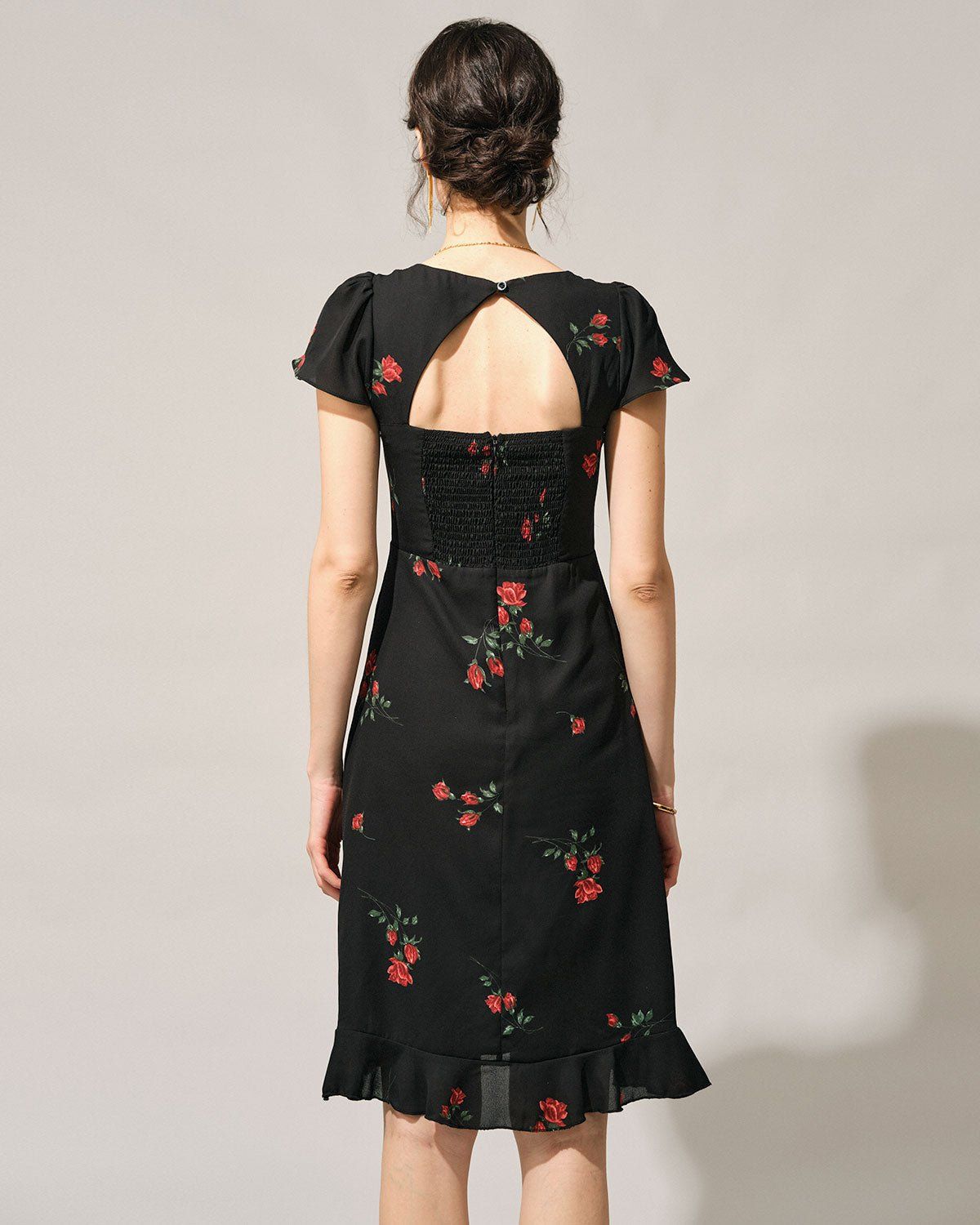The Black Square Neck Backless Floral Midi Dress sold by rihoas product image thumbnail 6