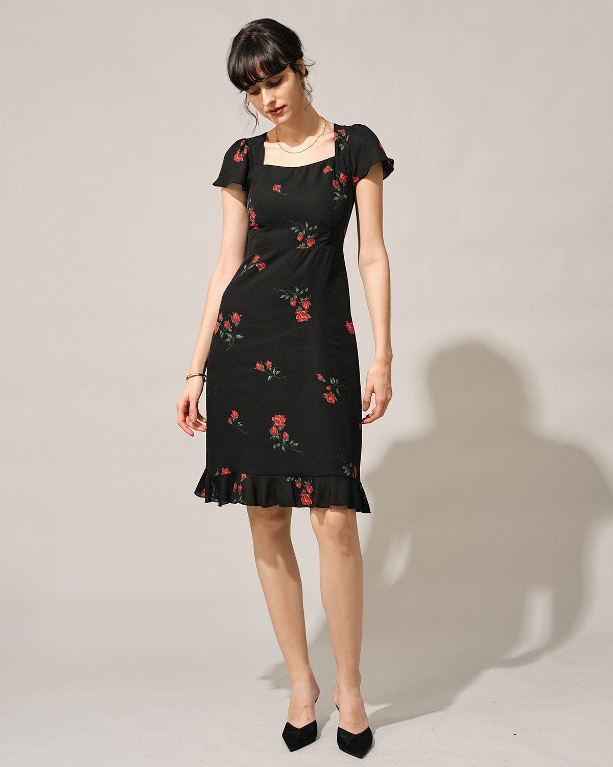 The Black Square Neck Backless Floral Midi Dress sold by rihoas product image thumbnail 5