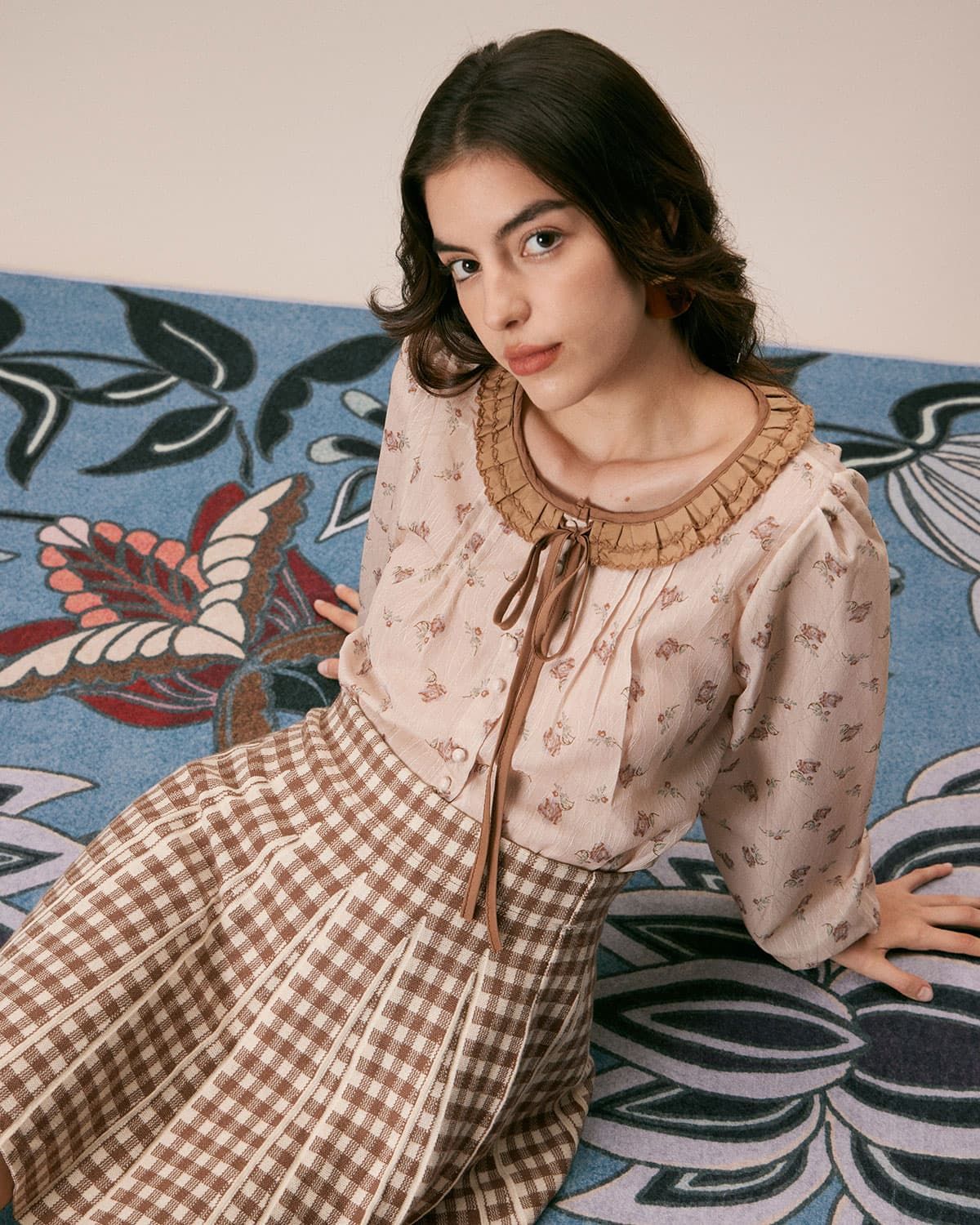 The Khaki Round Neck Floral Ruffle Blouse sold by rihoas product image thumbnail 4