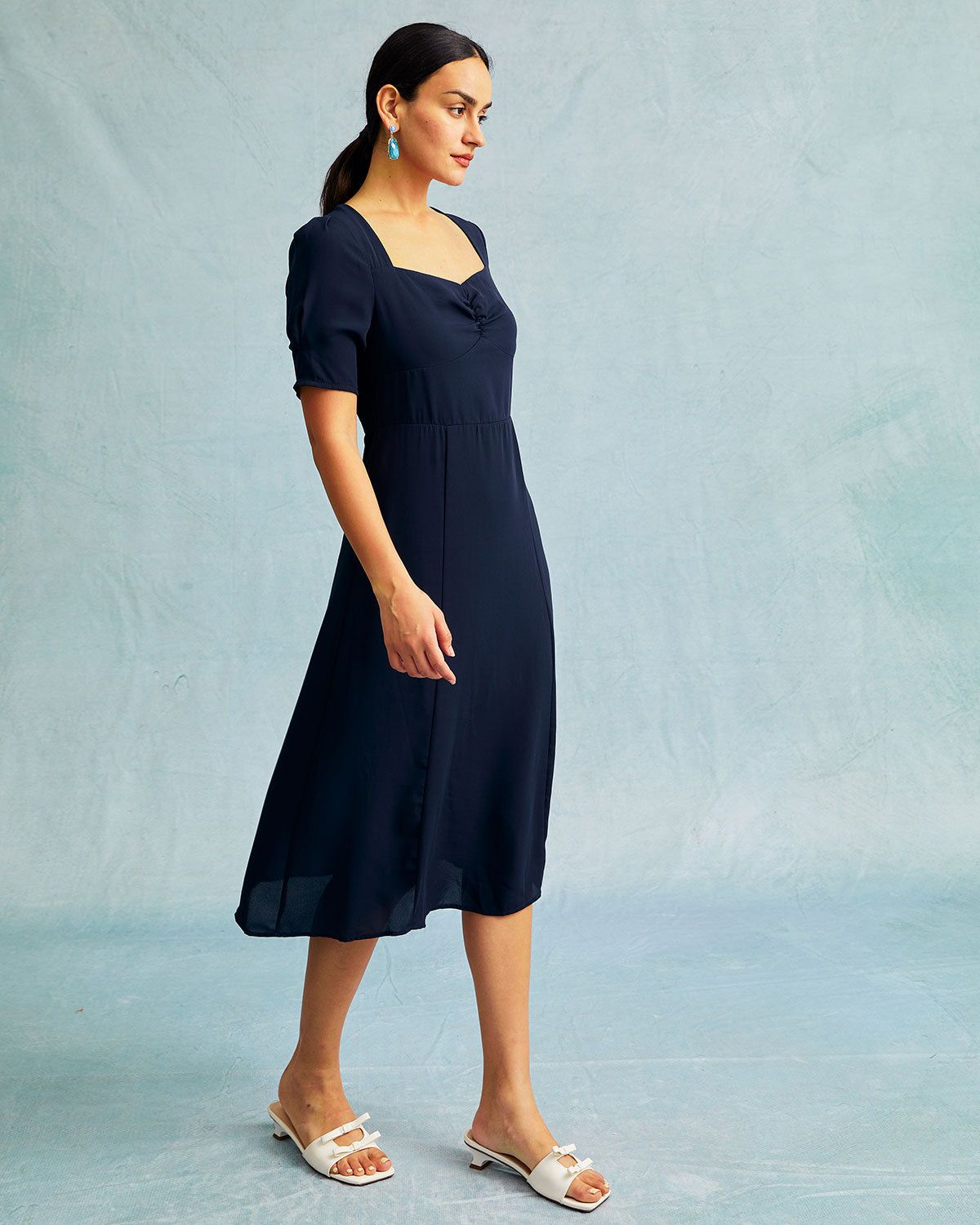The Navy Sweetheart Neck Puff Sleeve Midi Dress sold by rihoas product image thumbnail 4