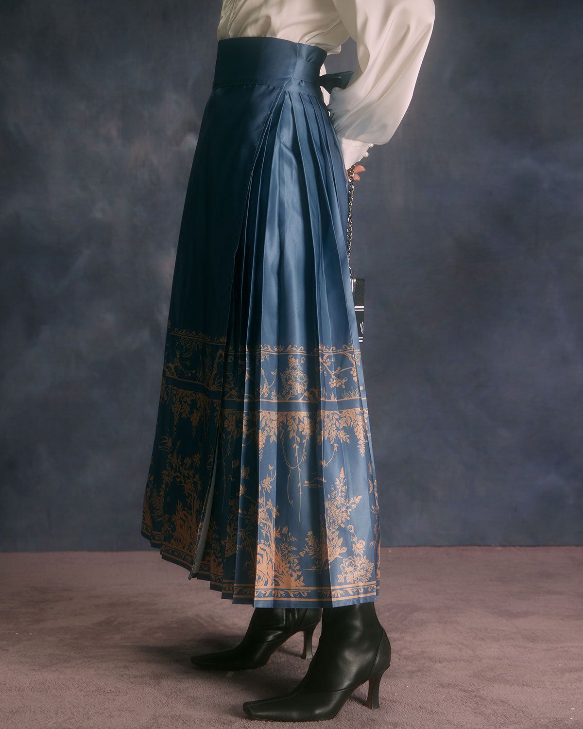 The Blue Drawstring Pleated Wrap Midi Skirt sold by rihoas product image thumbnail 4