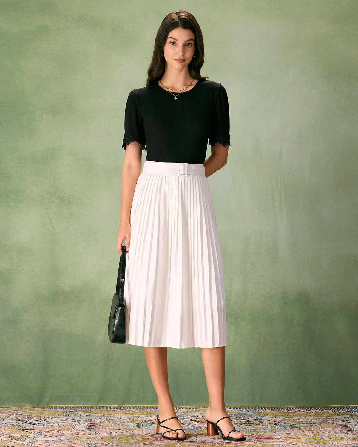 The Black Round Neck Lace Trim Tee sold by rihoas product image thumbnail 4