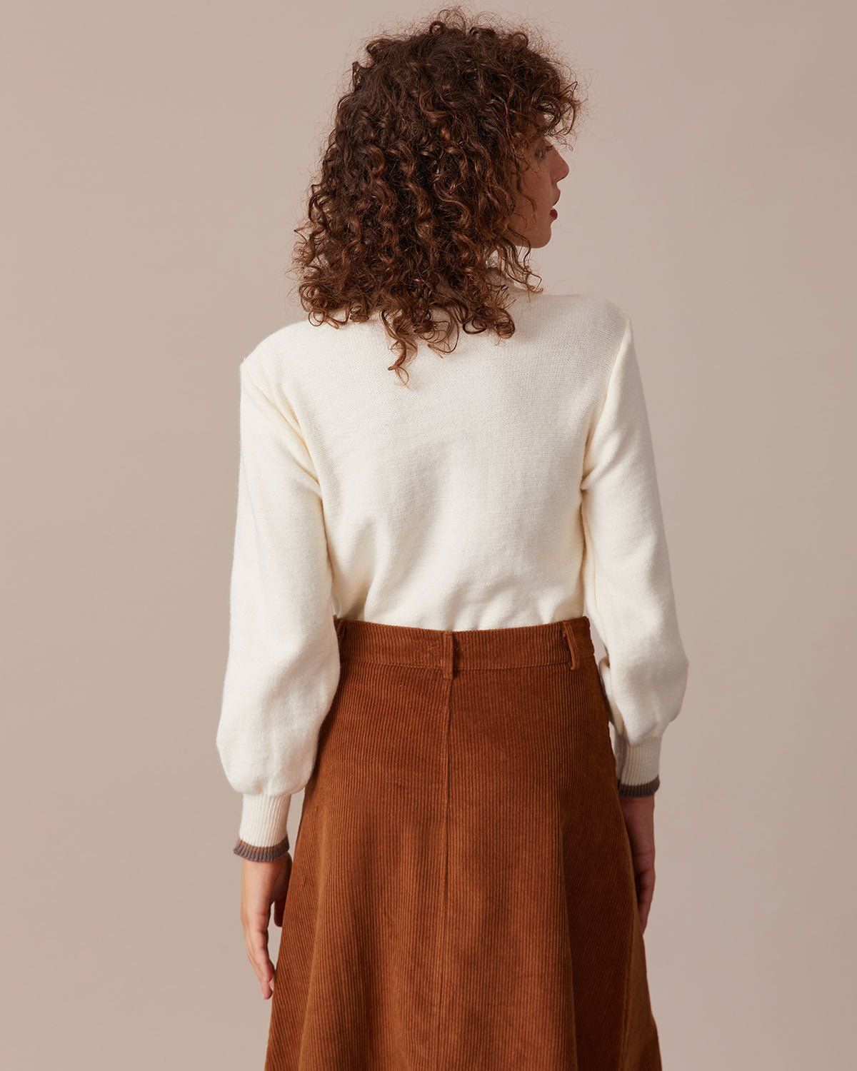 The Beige Contrast Trim Scalloped Cardigan sold by rihoas product image thumbnail 5