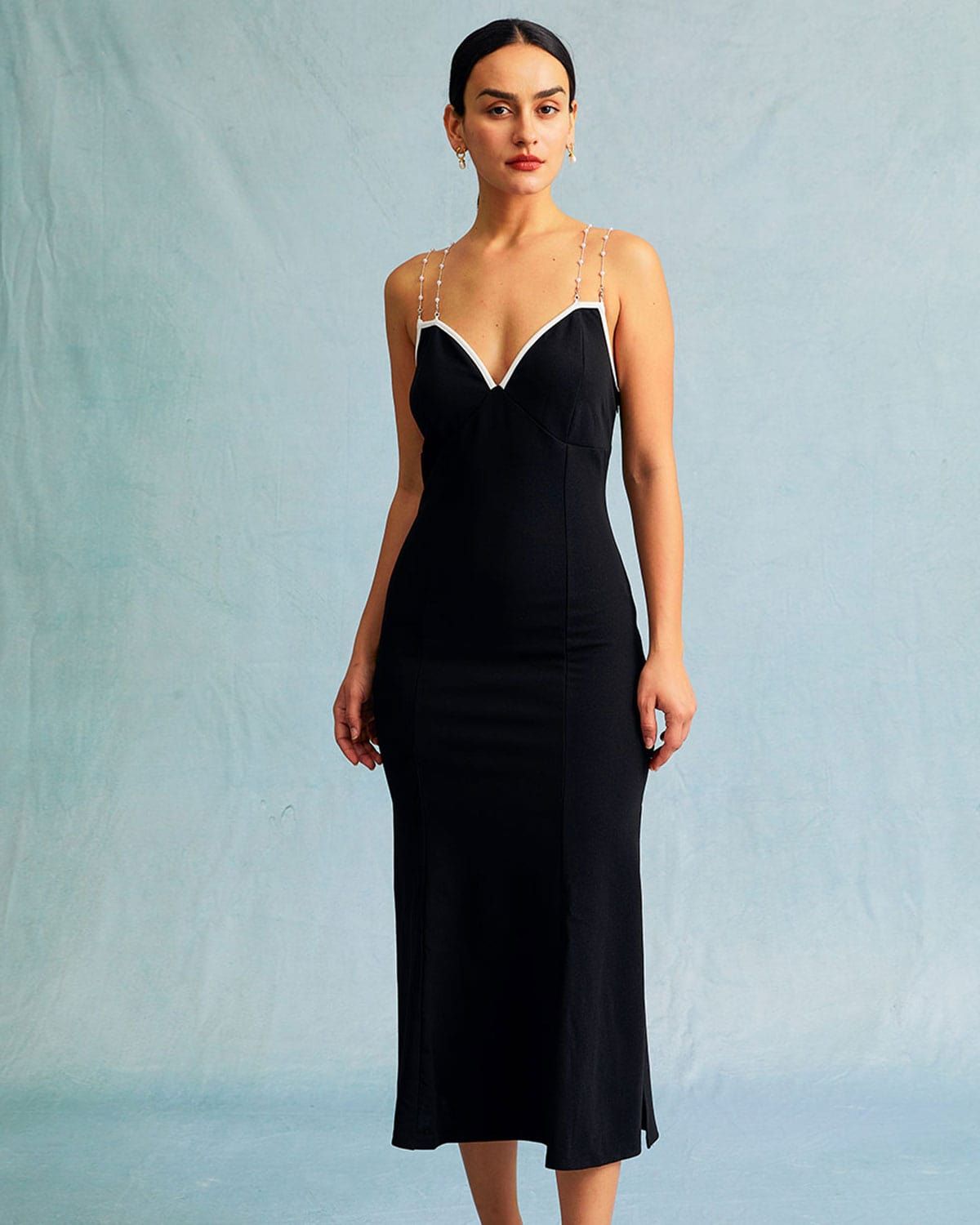 The Black V Neck Beaded Strap Midi Dress sold by rihoas product image thumbnail 4