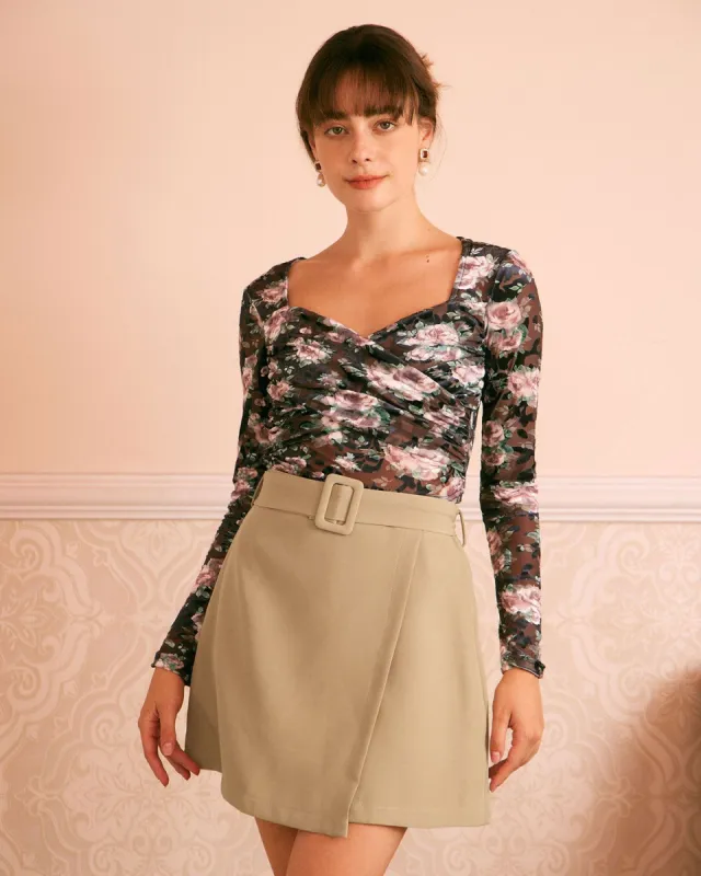 The Black Sweetheart Neck Floral Ruched Tee sold by rihoas