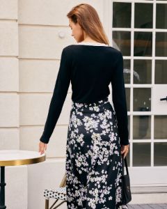 The Black Square Neck Lace Trim Knit Top sold by rihoas
