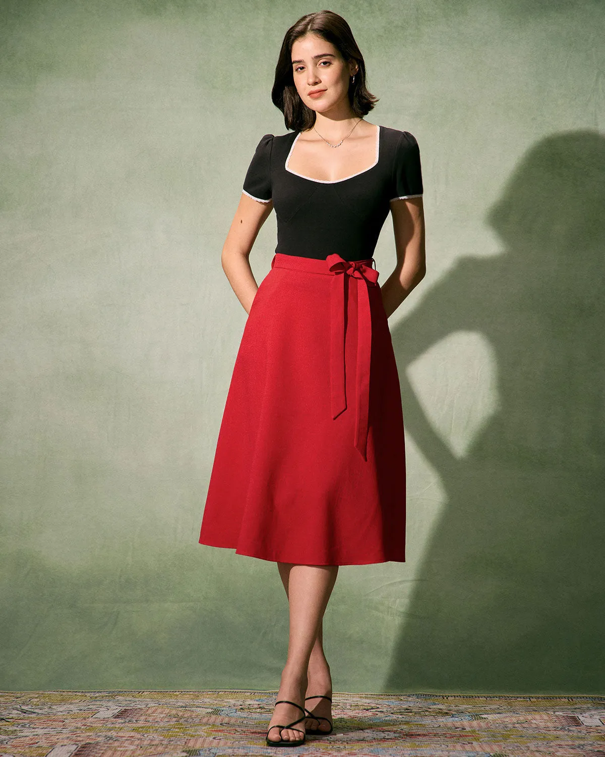 The Black Square Neck Lace Trim Tee sold by rihoas product image thumbnail 4