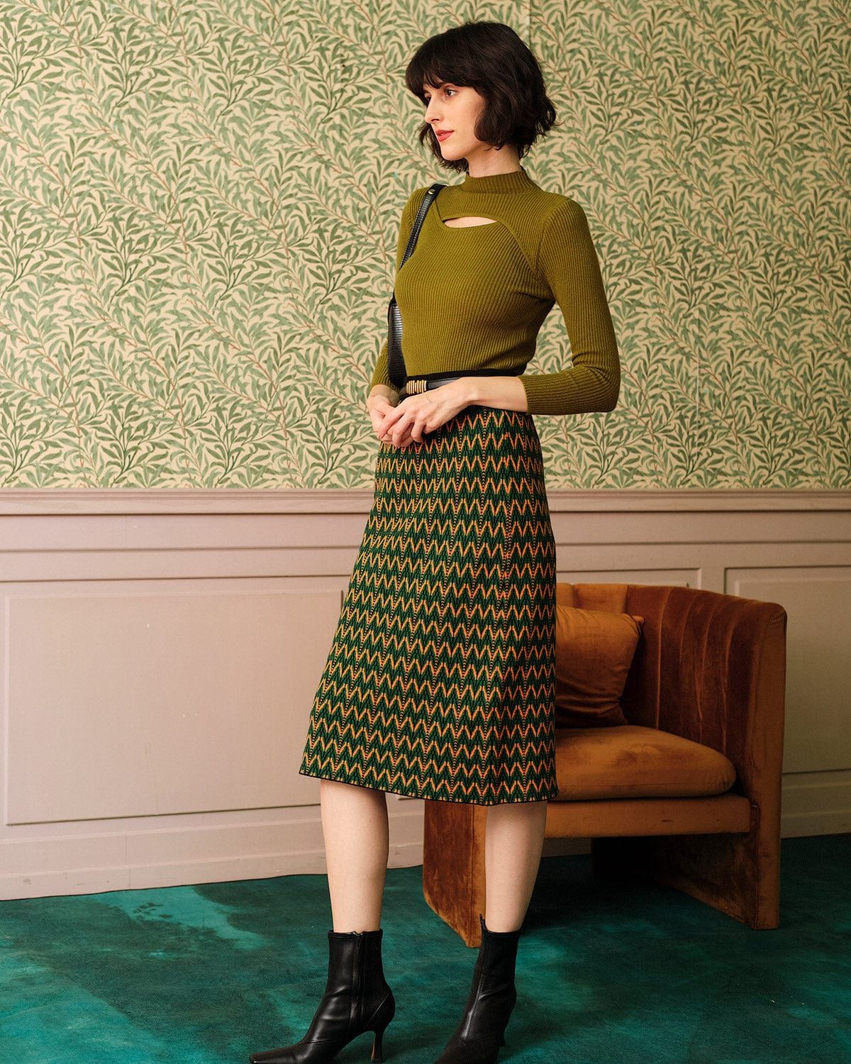 The High Waisted Floral Midi Skirt sold by rihoas product image thumbnail 4