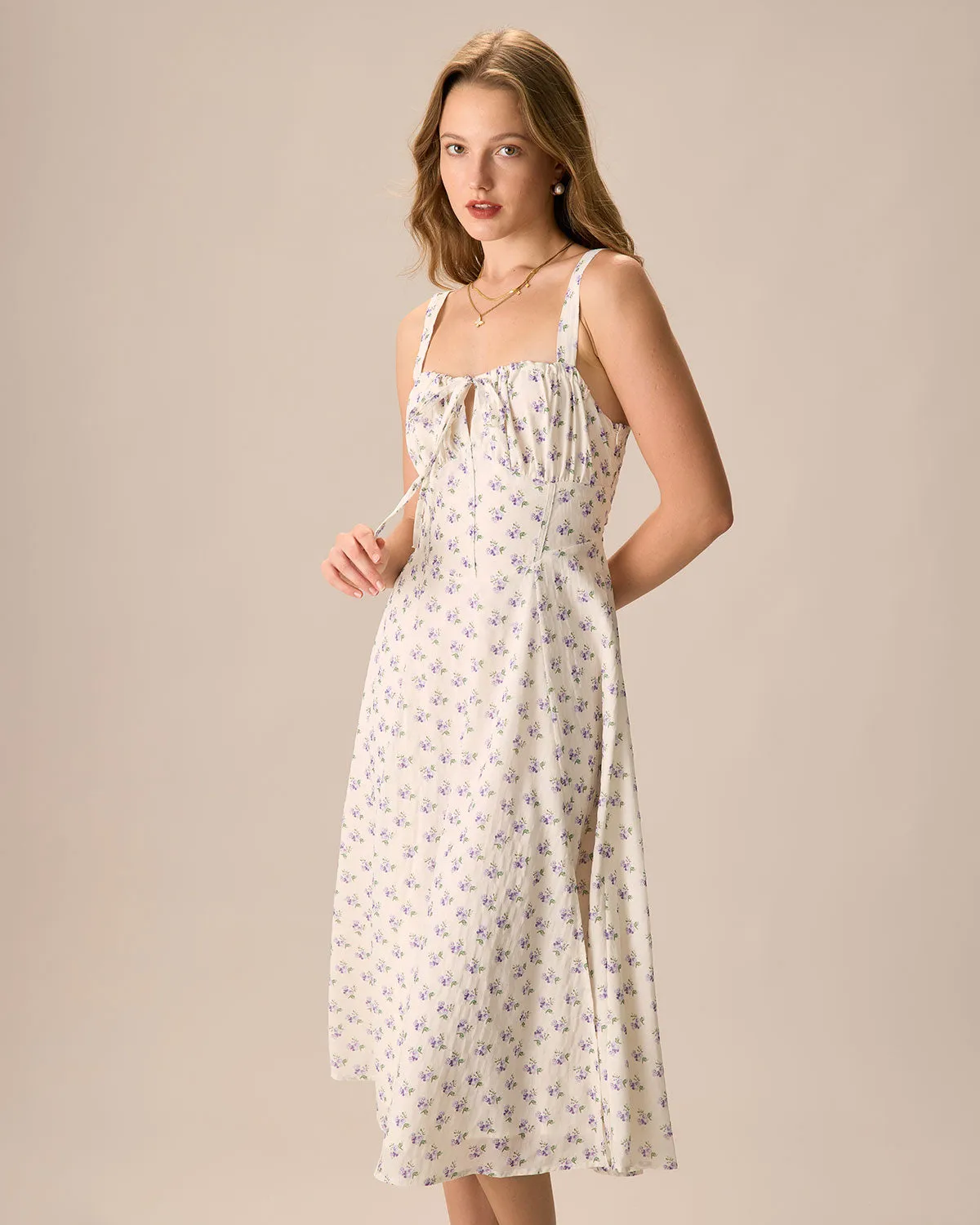 The Beige Ruched Split Hem Floral Midi Dress sold by rihoas product image thumbnail 4