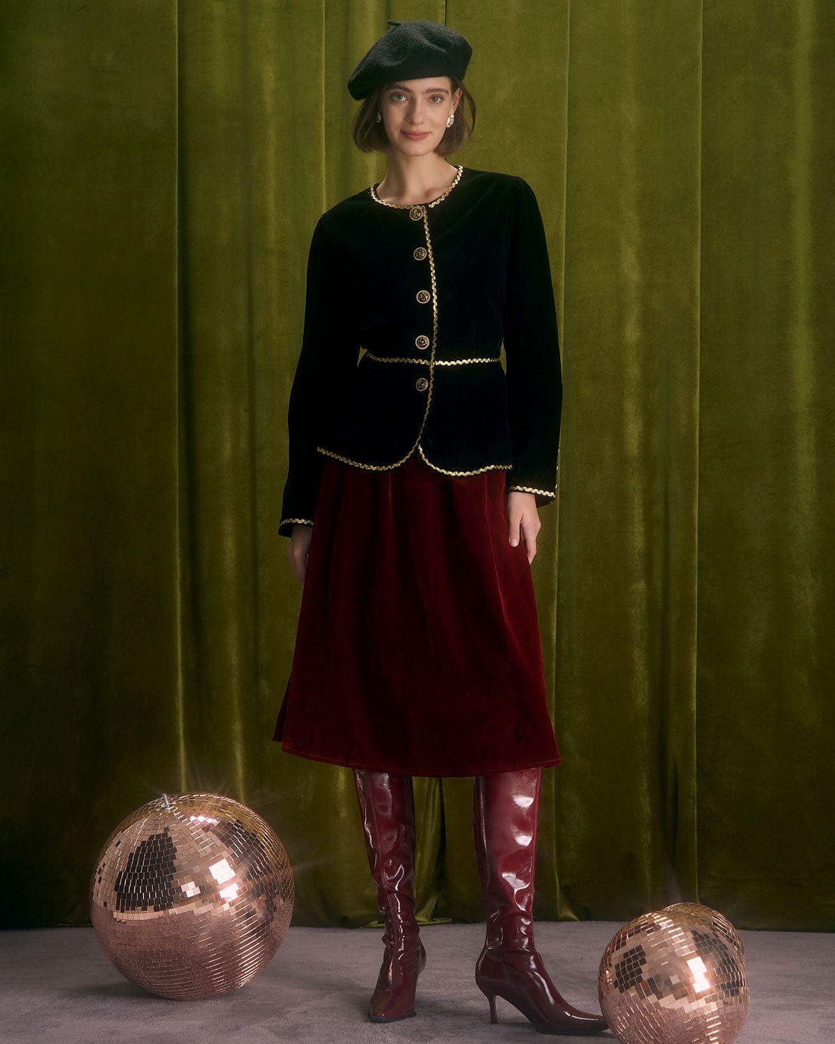 The Black Contrast Trim Button Velvet Jacket sold by rihoas product image thumbnail 2