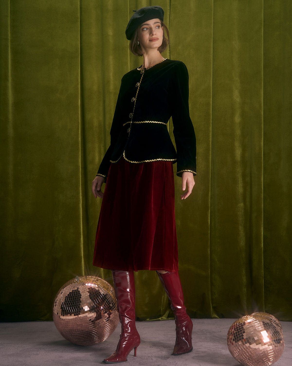 The Black Contrast Trim Button Velvet Jacket sold by rihoas product image thumbnail 3