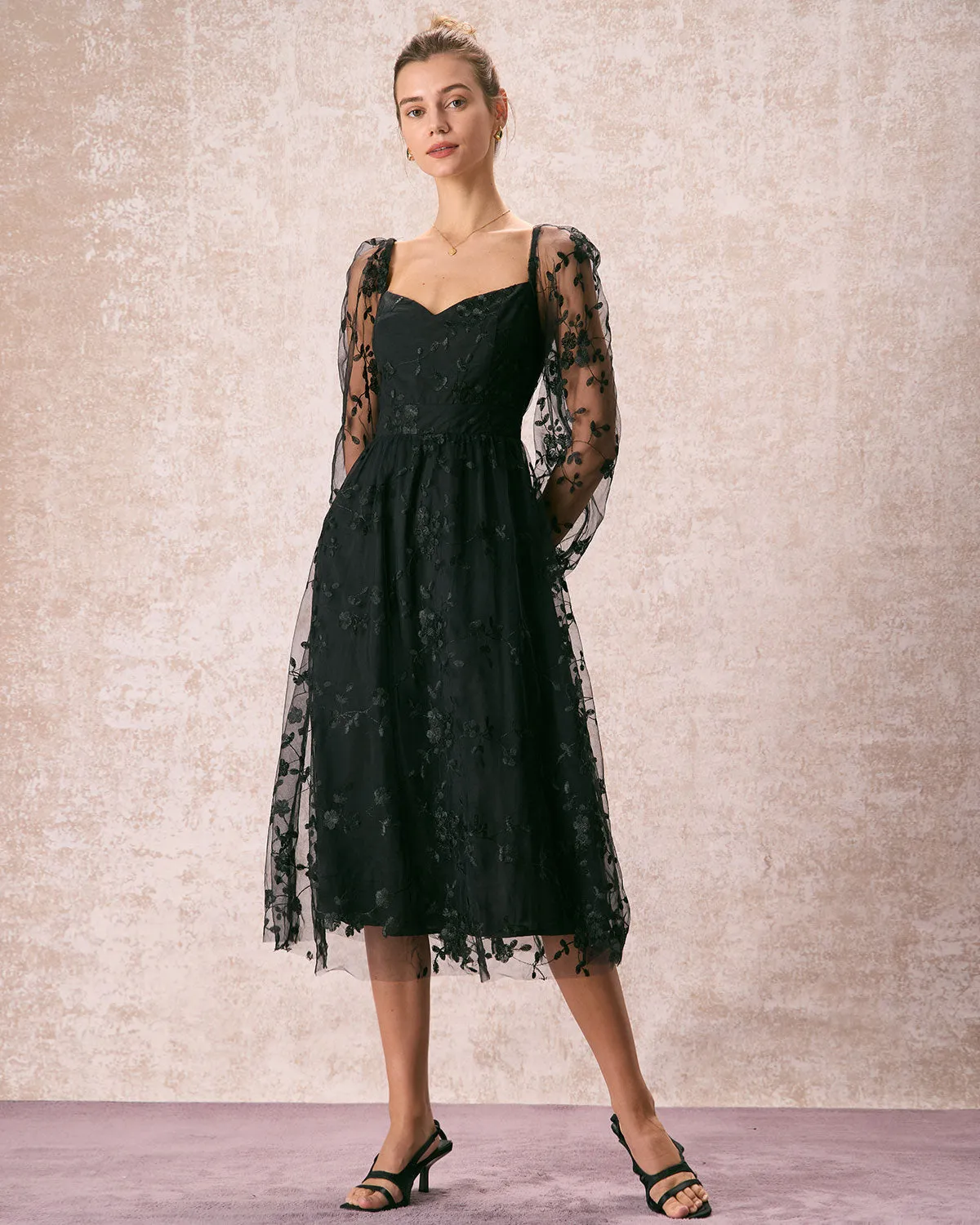 The Black Sweetheart Neck Mesh Midi Dress sold by rihoas product image thumbnail 4