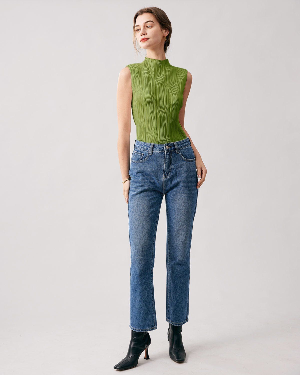 The Green Mock Neck Water Ripple Textured Tank Top sold by rihoas product image thumbnail 4