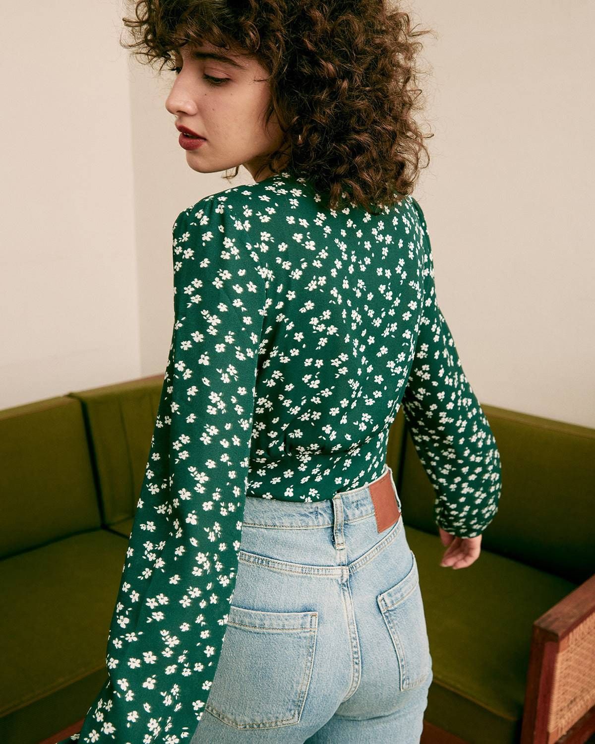 The V-Neck Floral Printed Blouse sold by rihoas product image thumbnail 4