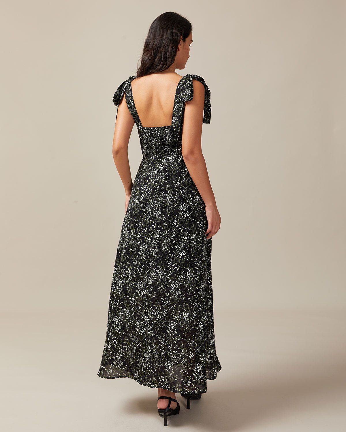 The Black Sweetheart Neck Floral Shirred Maxi Dress sold by rihoas product image thumbnail 8