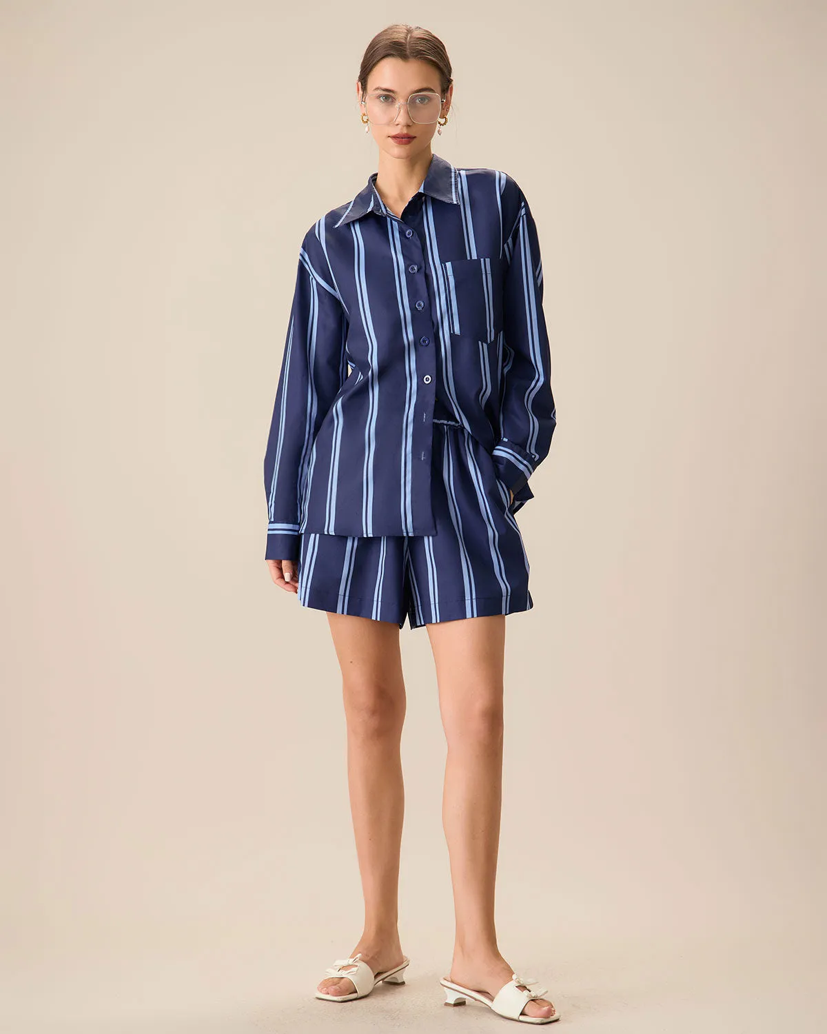 Women's Navy Striped Elastic Waist Shorts sold by rihoas product image thumbnail 3