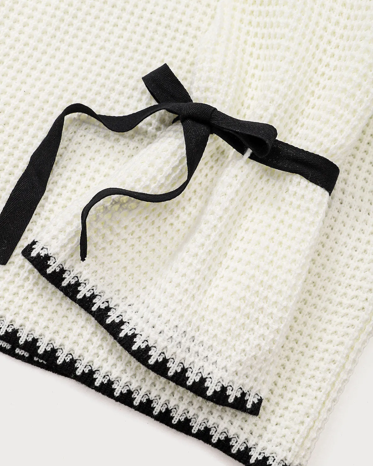 Beige Contrasting Bell Sleeve Sweater sold by rihoas product image thumbnail 3