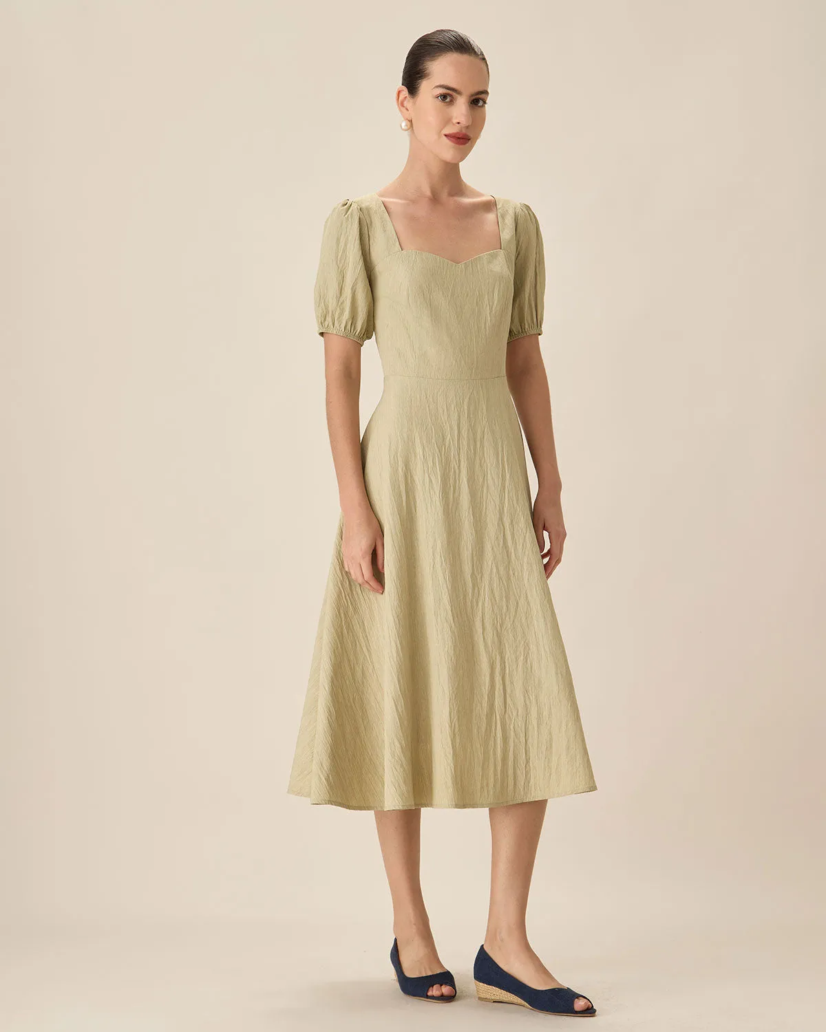 Green Sweetheart Neck Shirred Midi Dress sold by rihoas product image thumbnail 4