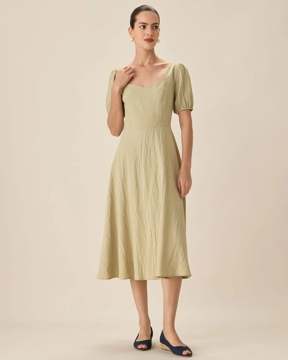 Green Sweetheart Neck Shirred Midi Dress sold by rihoas product image thumbnail 3