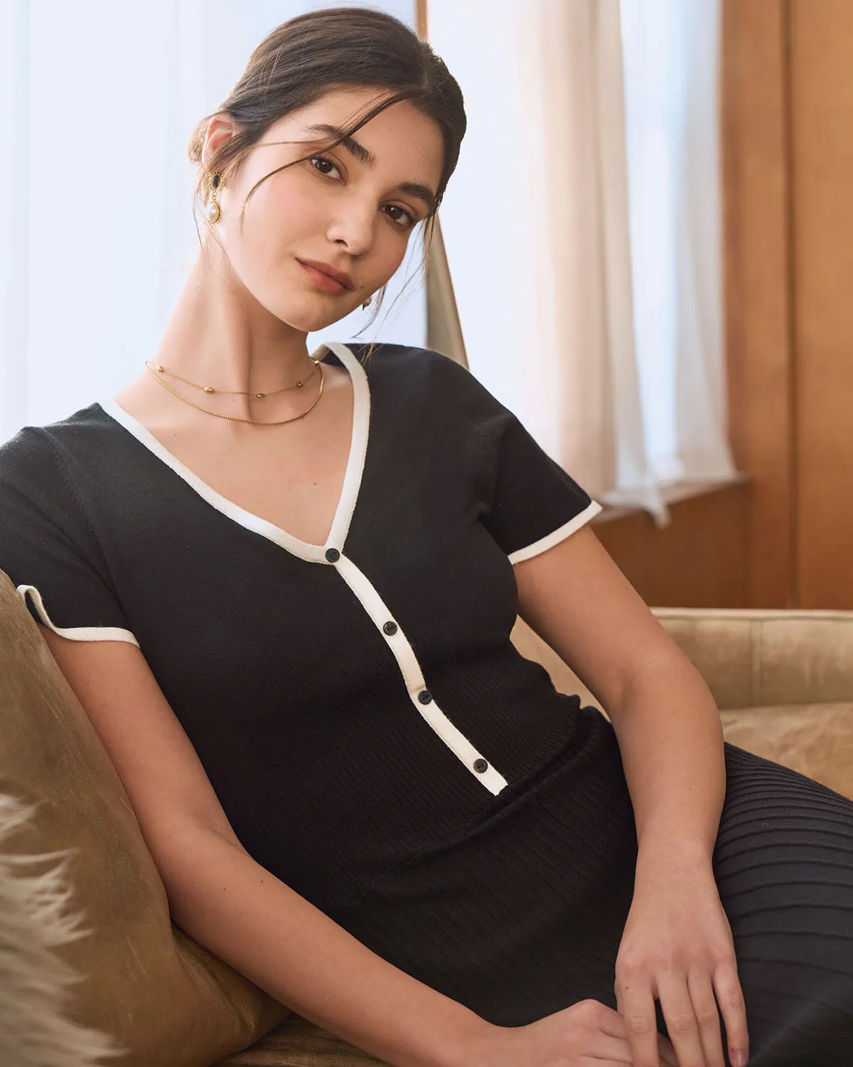 Black Contrasting Sweater Midi Dress sold by rihoas product image thumbnail 3